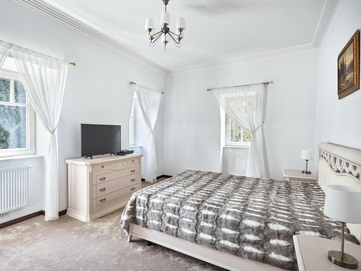 Apartment Villa Dionysus 卡罗维发利 外观 照片