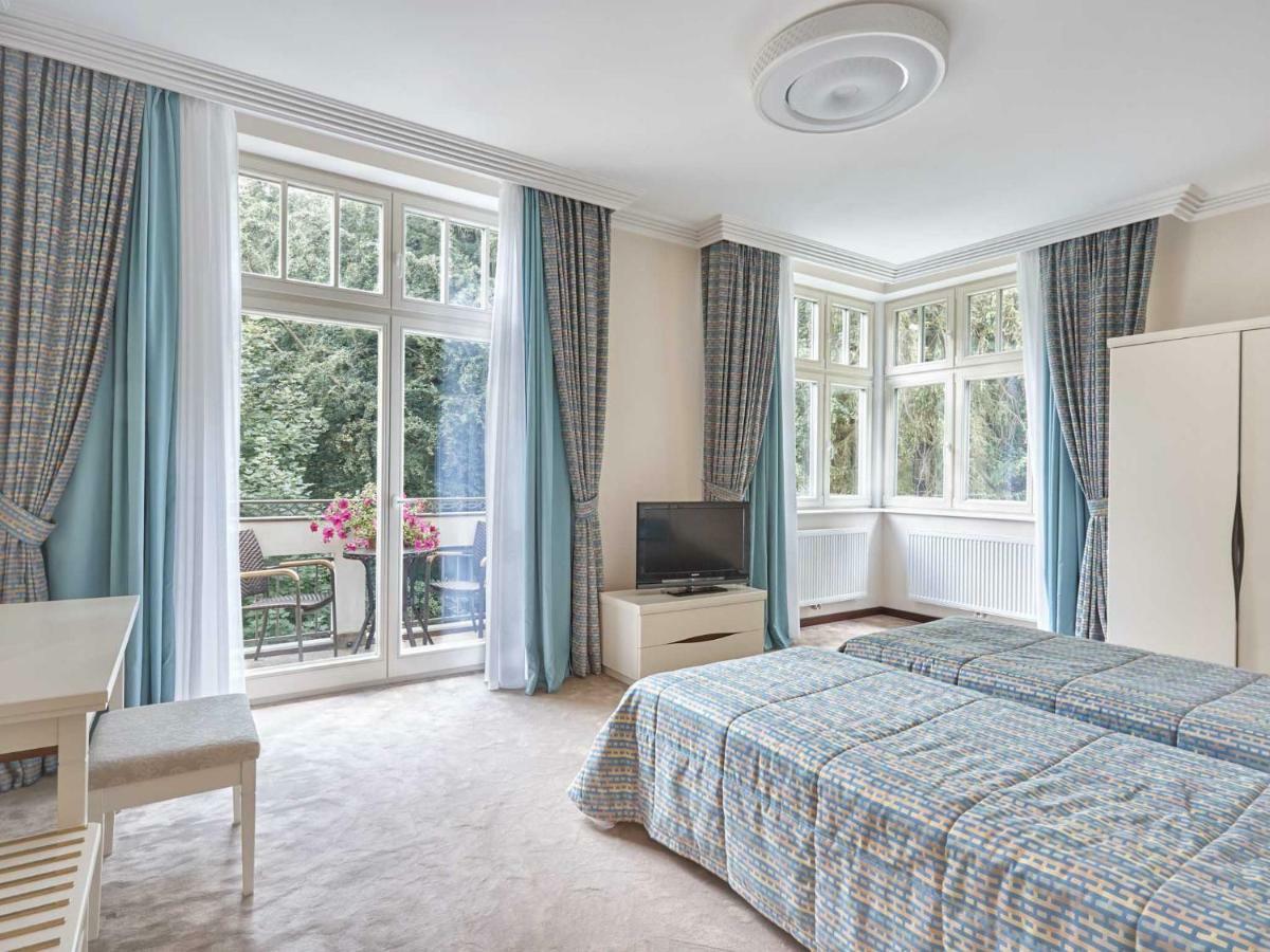 Apartment Villa Dionysus 卡罗维发利 外观 照片
