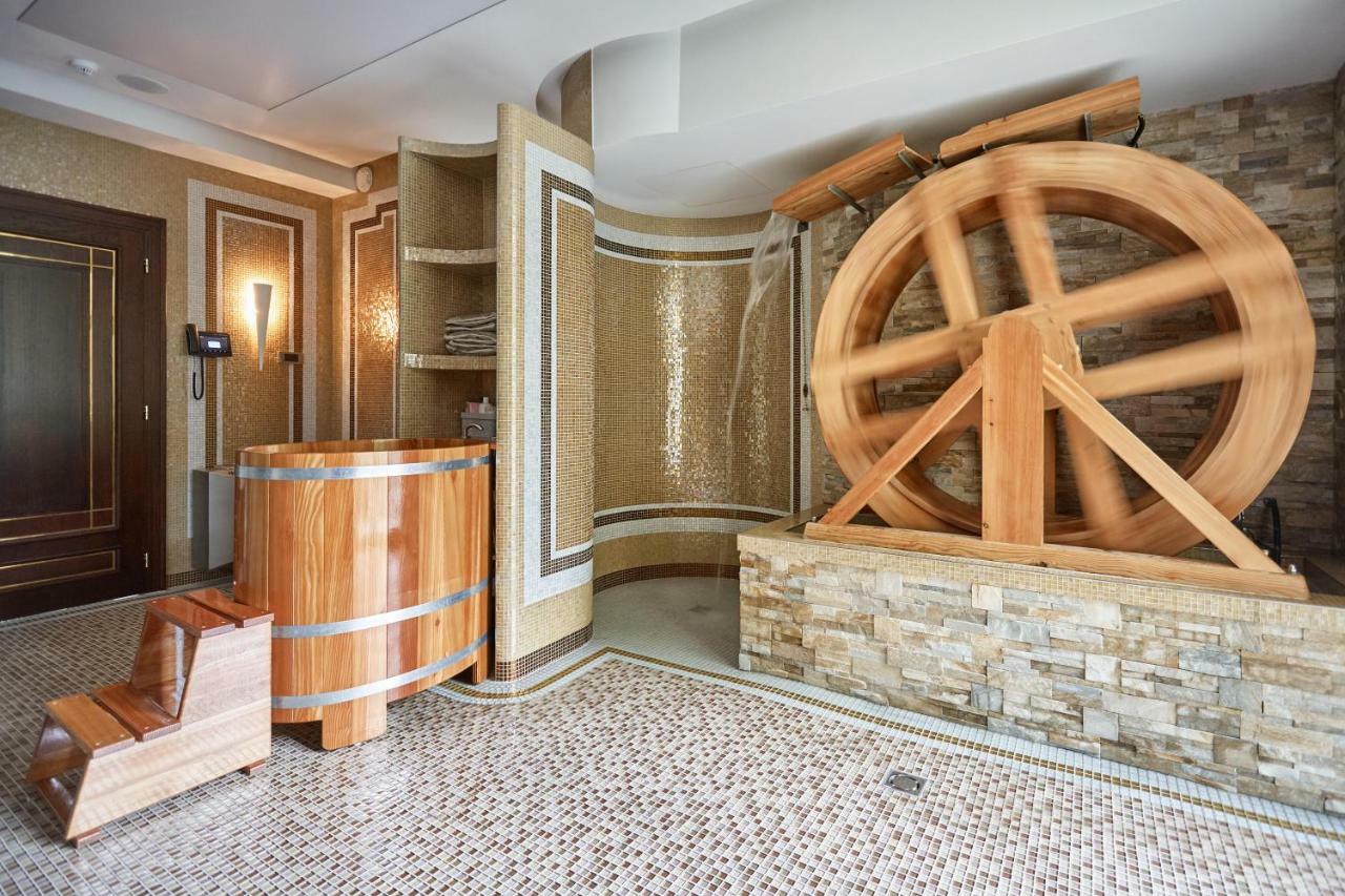 Apartment Villa Dionysus 卡罗维发利 外观 照片